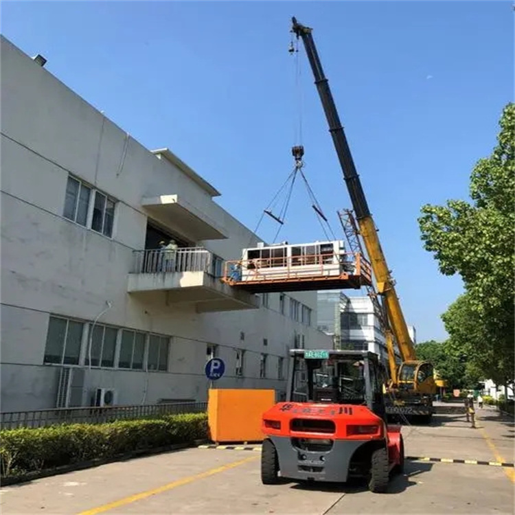 王五镇起重机司机十吊十不吊